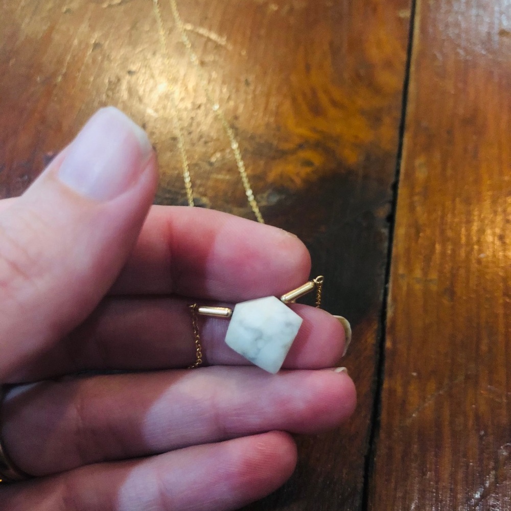 NWT Modern Beveled Marble Gold Necklace
